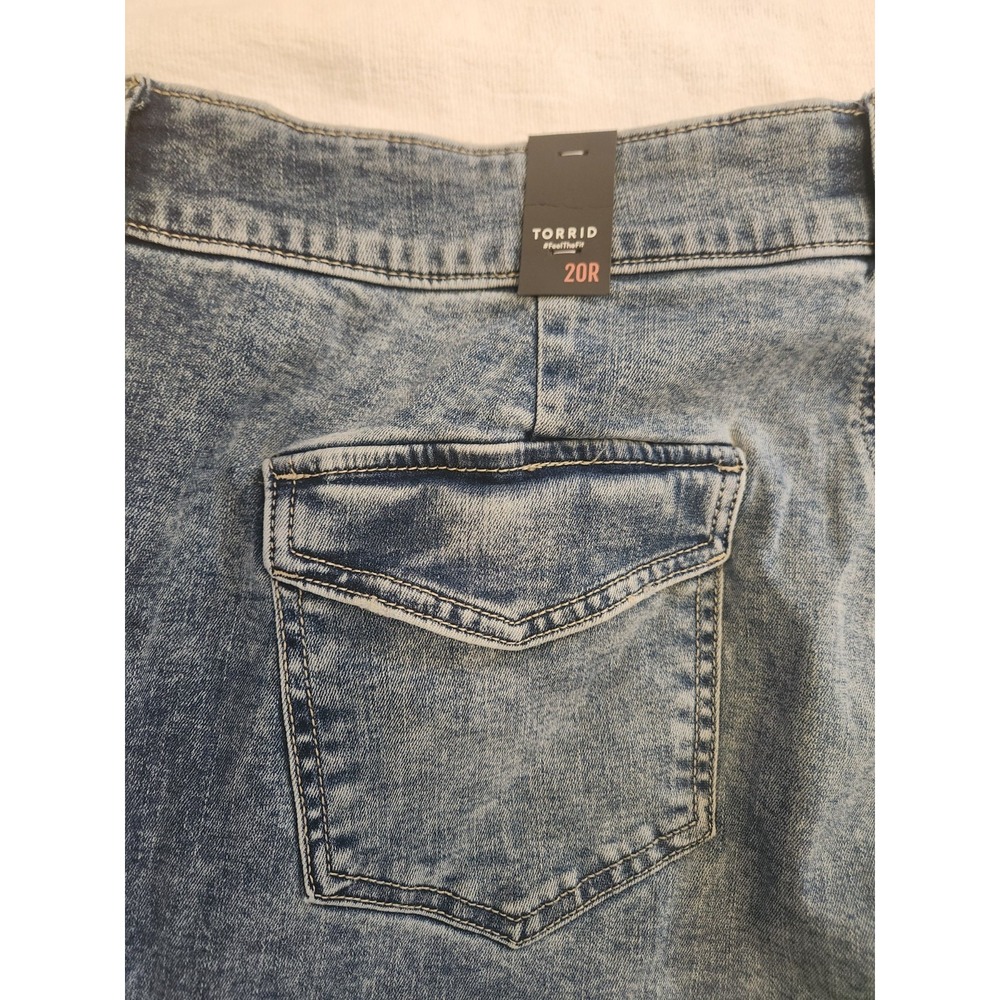 Torrid NWT Jogger Jeans Womens 20 Reg Plus Super‎ Stretch Mid Rise Cuffed - Picture 11 of 12